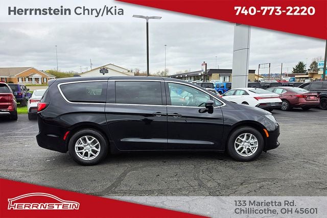 2026 Chrysler Voyager VOYAGER LX