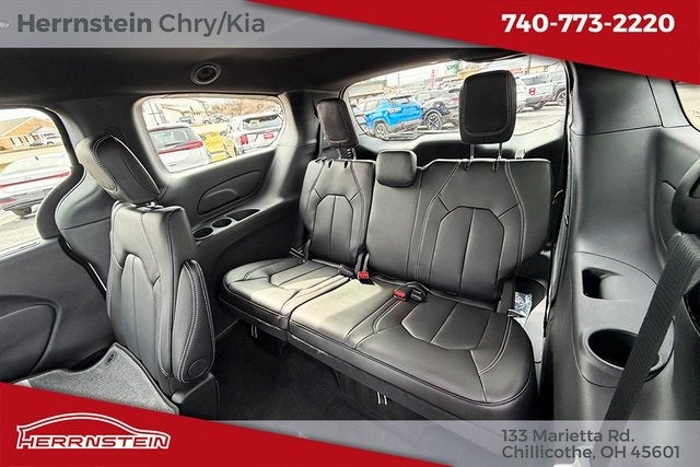 2026 Chrysler Voyager VOYAGER LX