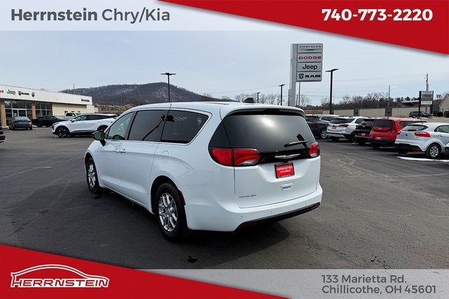 2026 Chrysler Voyager VOYAGER LX