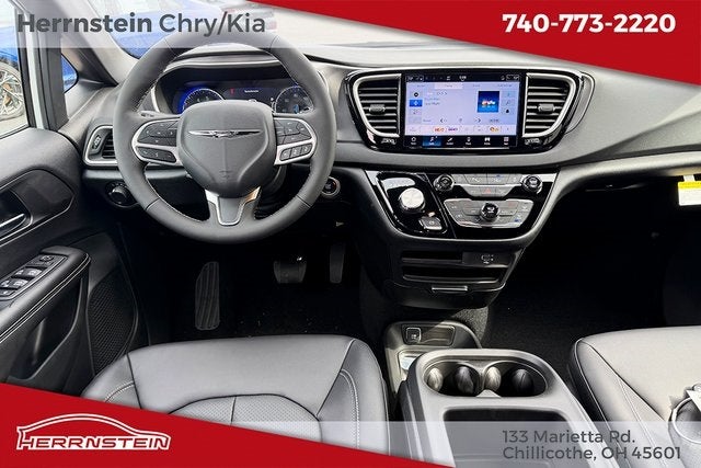 2026 Chrysler Voyager VOYAGER LX