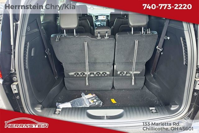 2026 Chrysler Voyager VOYAGER LX