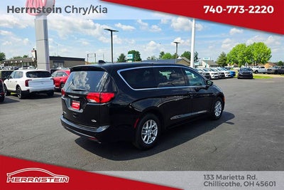 2026 Chrysler Voyager VOYAGER LX