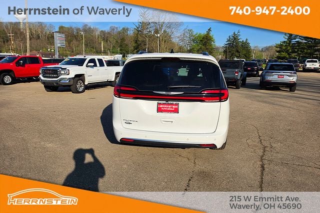 2026 Chrysler Pacifica Pinnacle