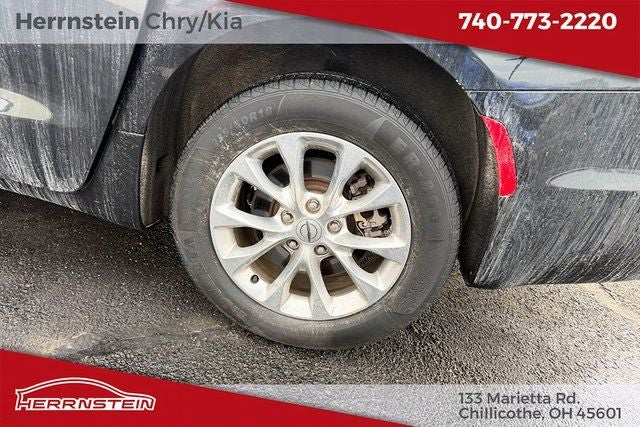 2021 Chrysler Pacifica Touring L AWD