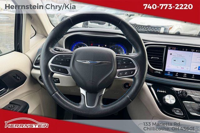 2021 Chrysler Pacifica Touring L AWD