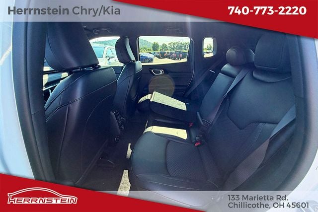 2026 Jeep Compass Base