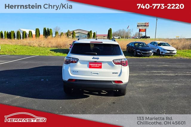2022 Jeep Compass Latitude Lux 4x4