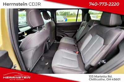 2026 Jeep Cherokee Laredo