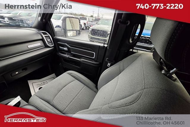 2024 RAM 3500 Big Horn Crew Cab 4x4 8' Box