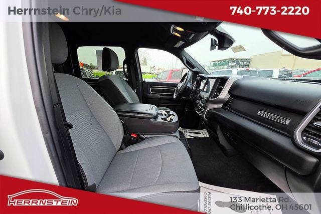 2024 RAM 3500 Big Horn Crew Cab 4x4 8' Box