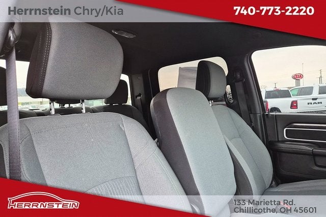 2024 RAM 3500 Big Horn Crew Cab 4x4 8' Box