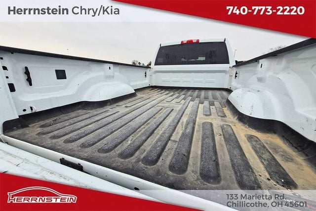 2024 RAM 3500 Big Horn Crew Cab 4x4 8' Box