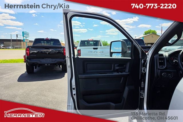 2025 RAM 2500 Tradesman Crew Cab 4x4 6'4' Box