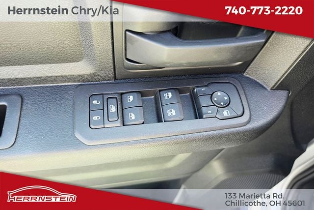 2025 RAM 2500 Tradesman Crew Cab 4x4 6'4' Box