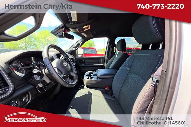 2025 RAM 2500 Tradesman Crew Cab 4x4 6'4' Box