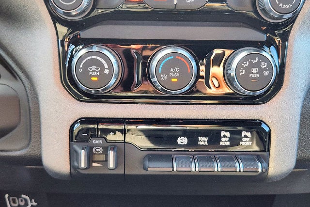 2027 RAM Ram 2500 Base