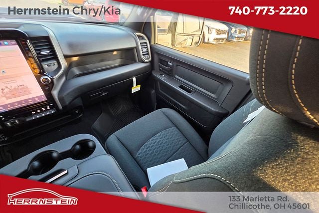 2026 RAM Ram 2500 RAM 2500 BLACK EXPRESS CREW CAB 4X4 6'4' BOX