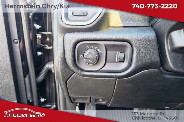 2026 RAM Ram 2500 RAM 2500 BLACK EXPRESS CREW CAB 4X4 6'4' BOX