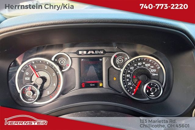 2026 RAM Ram 2500 RAM 2500 BLACK EXPRESS CREW CAB 4X4 6'4' BOX