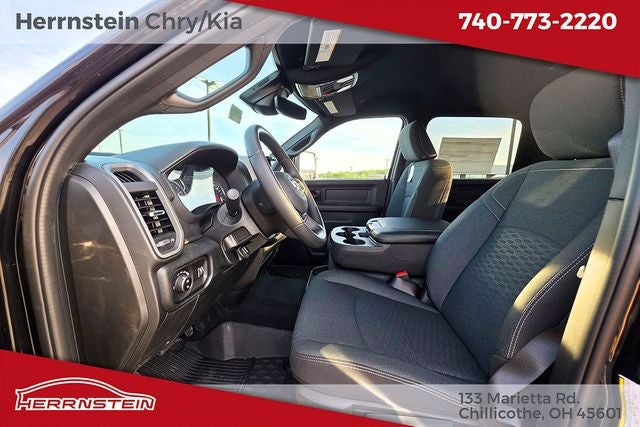 2026 RAM Ram 2500 RAM 2500 BLACK EXPRESS CREW CAB 4X4 6'4' BOX