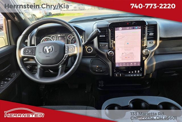 2026 RAM Ram 2500 RAM 2500 BLACK EXPRESS CREW CAB 4X4 6'4' BOX