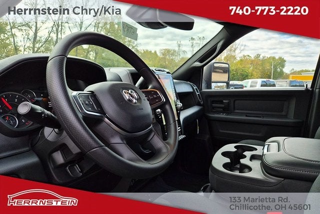 2026 RAM Ram 3500 RAM 3500 TRADESMAN CREW CAB 4X4 8' BOX