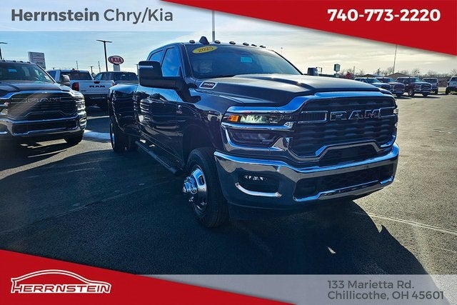 2025 RAM 3500 Tradesman Crew Cab 4x4 8' Box