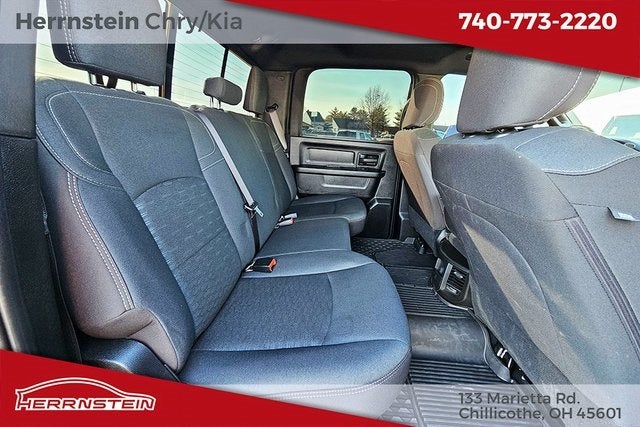 2025 RAM 3500 Tradesman Crew Cab 4x4 8' Box