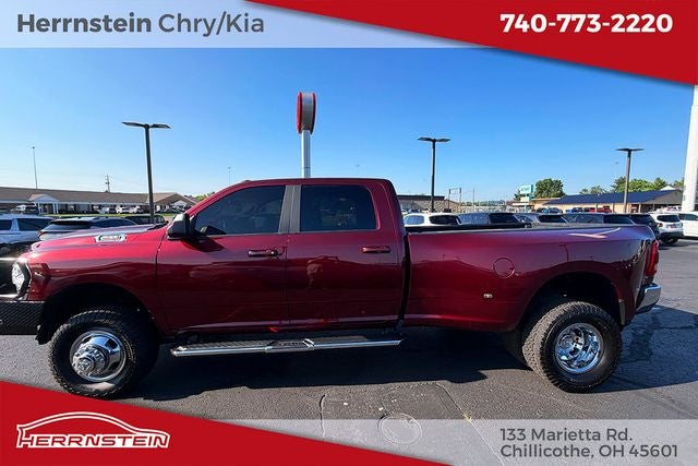 2022 RAM 3500 Big Horn Crew Cab 4x4 8' Box