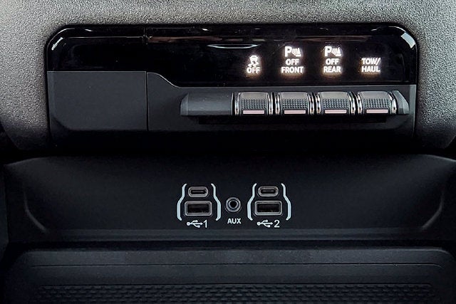 2027 RAM Ram 1500 Base