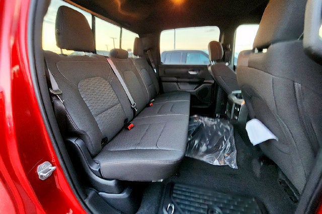 2027 RAM Ram 1500 Base