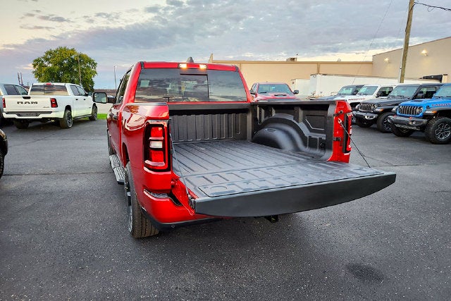 2027 RAM Ram 1500 Base