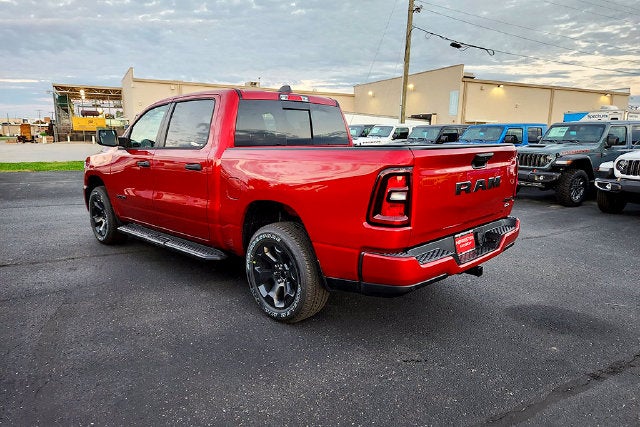 2027 RAM Ram 1500 Base