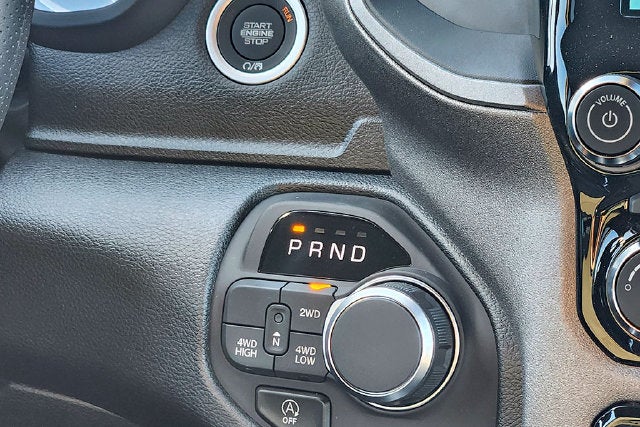 2027 RAM Ram 1500 Base