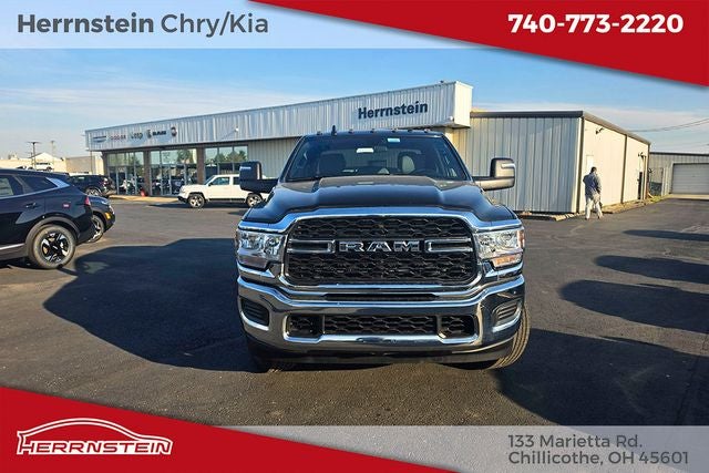 2024 RAM 2500 Tradesman Crew Cab 4x4 6'4' Box