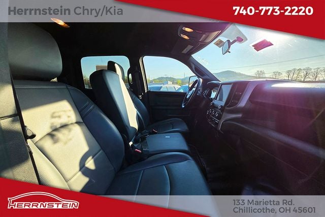 2024 RAM 2500 Tradesman Crew Cab 4x4 6'4' Box