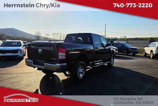 2024 RAM 2500 Tradesman Crew Cab 4x4 6'4' Box