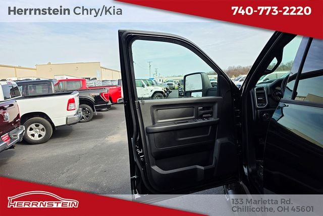 2026 RAM Ram 2500 RAM 2500 BLACK EXPRESS CREW CAB 4X4 6'4' BOX