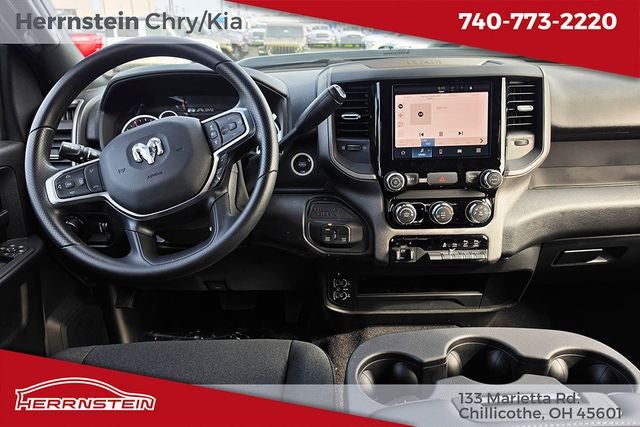 2026 RAM Ram 2500 RAM 2500 BLACK EXPRESS CREW CAB 4X4 6'4' BOX