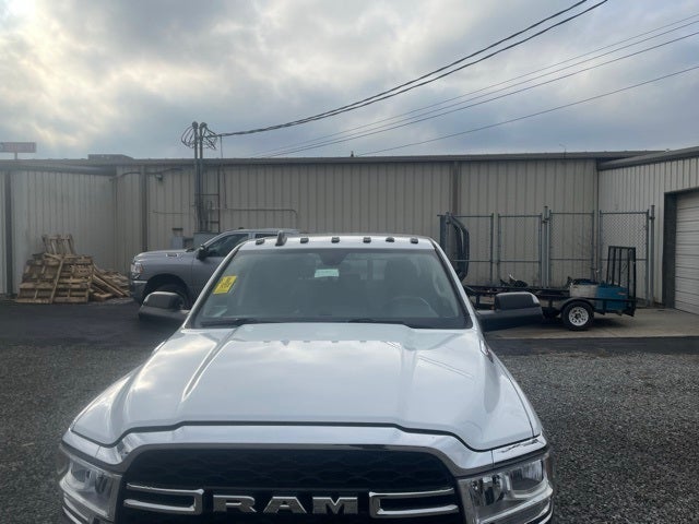 2020 RAM 2500 Tradesman Crew Cab 4x4 6'4' Box