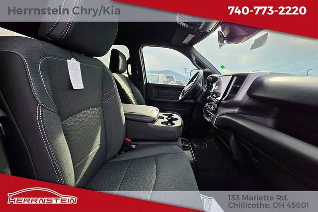 2026 RAM Ram 2500 RAM 2500 BLACK EXPRESS CREW CAB 4X4 6'4' BOX