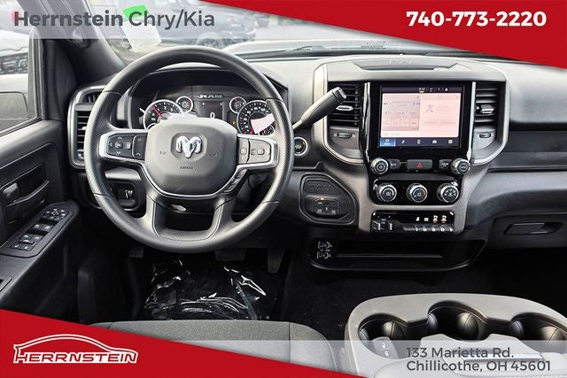 2026 RAM Ram 2500 RAM 2500 BLACK EXPRESS CREW CAB 4X4 6'4' BOX