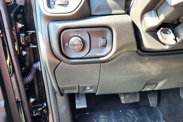 2027 RAM 2500 Base