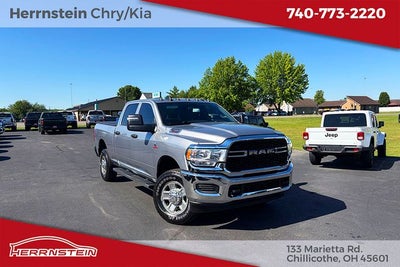 2024 RAM 2500 Tradesman Crew Cab 4x4 6'4' Box