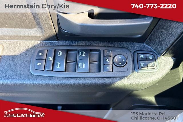 2024 RAM 2500 Tradesman Crew Cab 4x4 6'4' Box