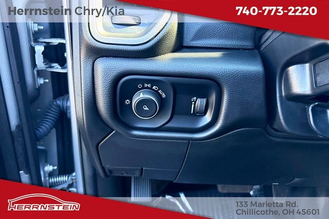 2024 RAM 2500 Tradesman Crew Cab 4x4 6'4' Box
