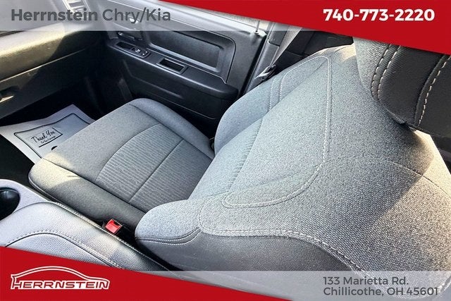 2022 RAM 2500 Tradesman Crew Cab 4x4 8' Box