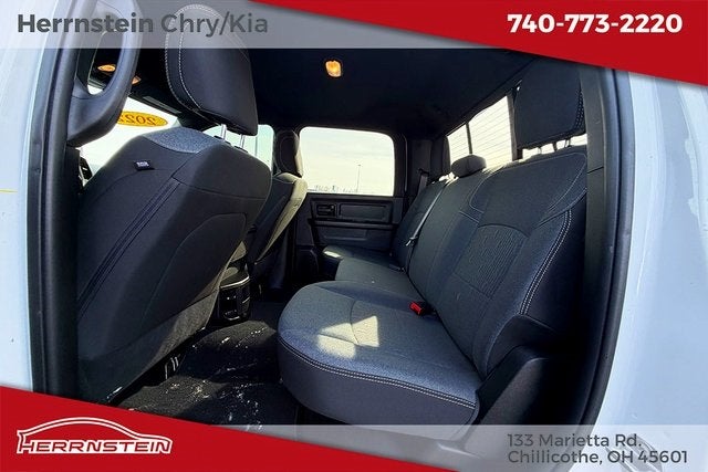 2022 RAM 2500 Tradesman Crew Cab 4x4 8' Box