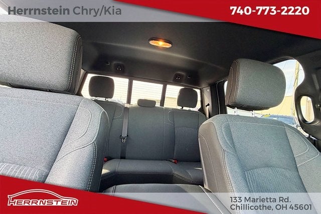 2022 RAM 2500 Tradesman Crew Cab 4x4 8' Box