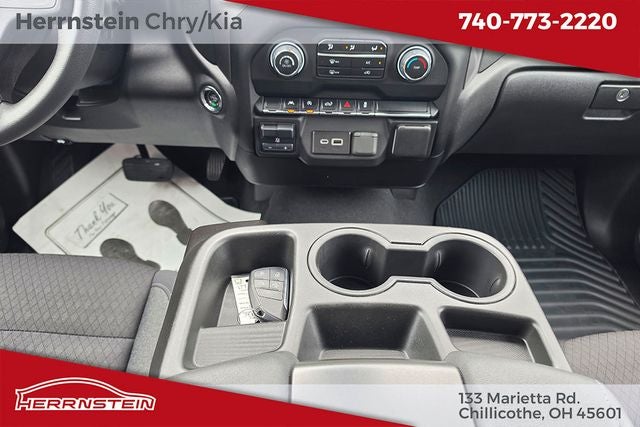 2024 Chevrolet Silverado 1500 4WD Crew Cab Short Bed Custom